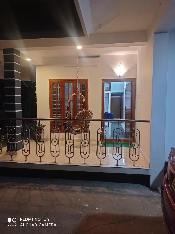 Apartamento Fab House Thekkady Exterior foto